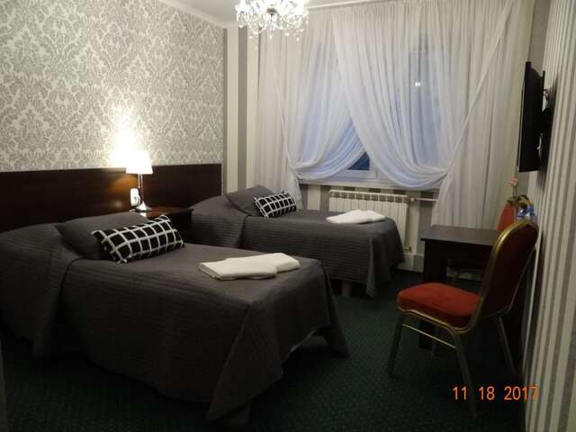 Отели типа «постель и завтрак» Pensjonat Sala Bankietowa 